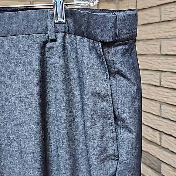 Lands End Traditional Fit Dress Pants 40x27 - Picture 3 of 10